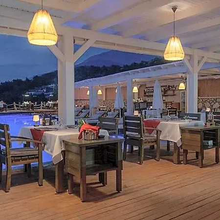 Vista Del Faralya Hotel Cedit