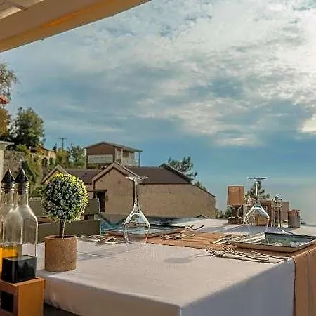 Hotel Vista Del Faralya 3*
